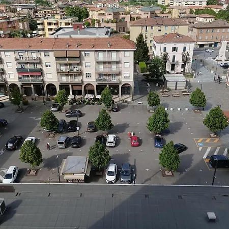 Emilia SantʼIlario dʼEnza
